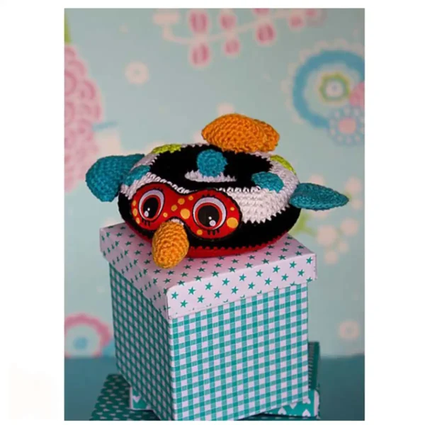 Hækleopskrift Candy Magazine 16 fra Svarta Fåret, Hækl de sjoveste figurer