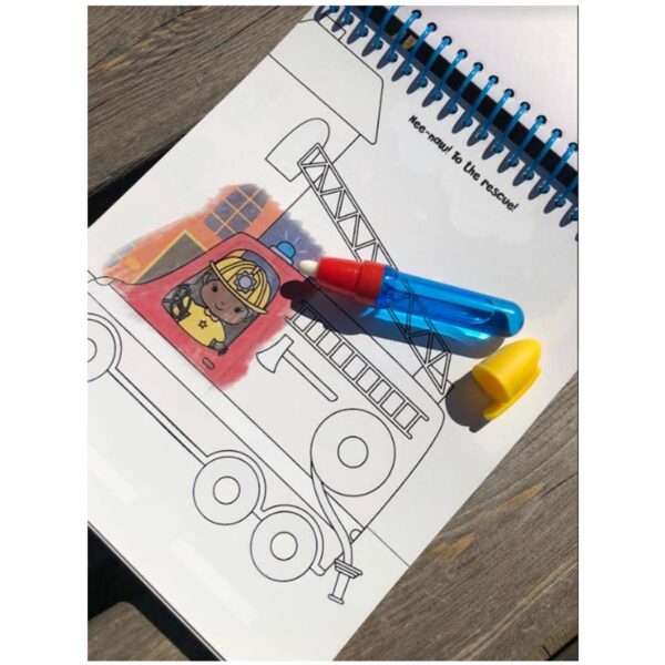 Magisk Malebog Køretøjer fra Forlaget Bolden