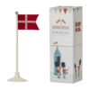 Maileg Bordflag med Dannebrogsflag 14 cm