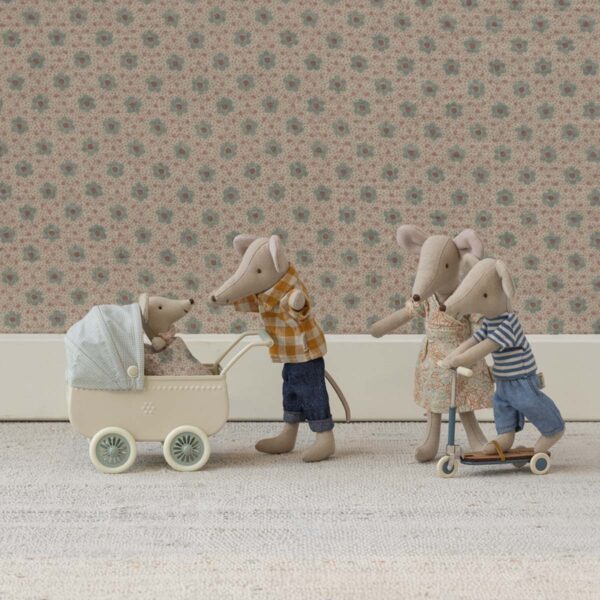 Maileg dukkevogn med baby mus blå