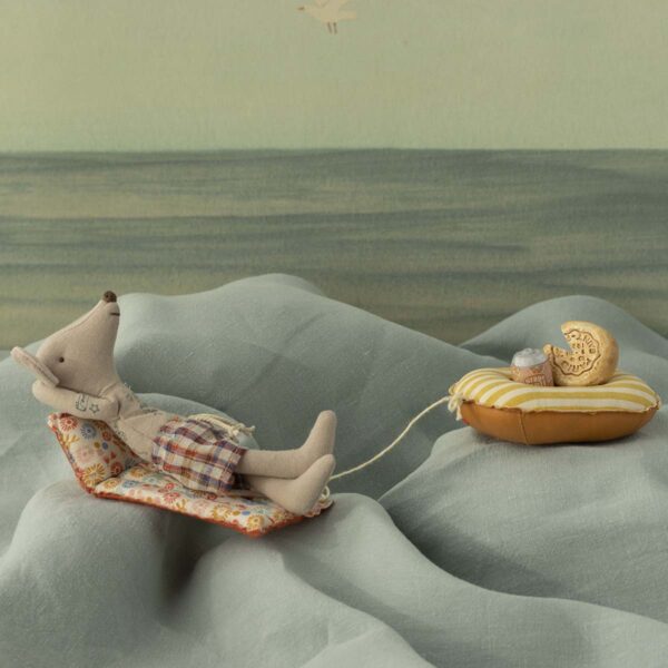 Maileg far mus strandmus med luftmadras