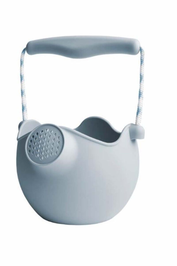 Sandlegetøj vandkande dueblå fra Scrunch