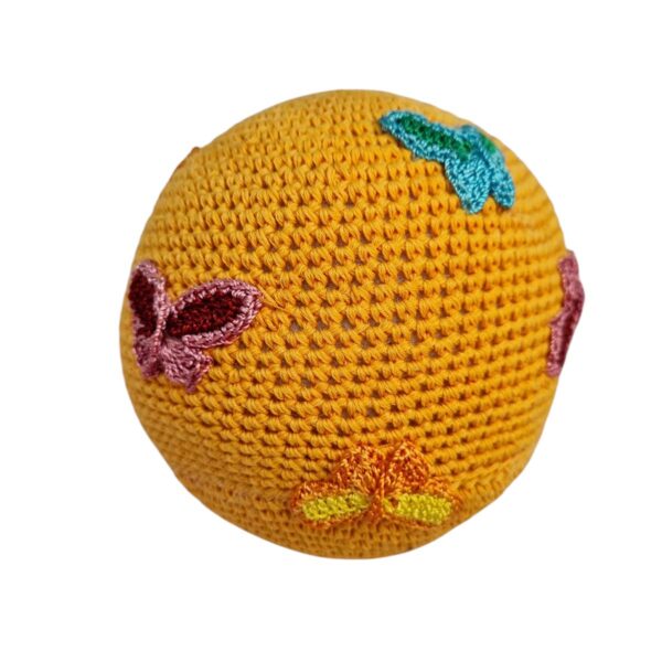Hæklet bold til baby i orange fra Smallstuff