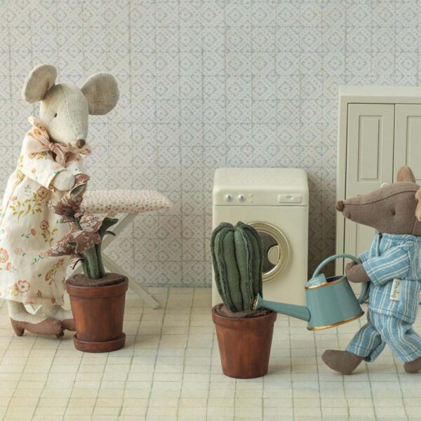 Maileg vandkande – leg med planter og pasning i miniature
