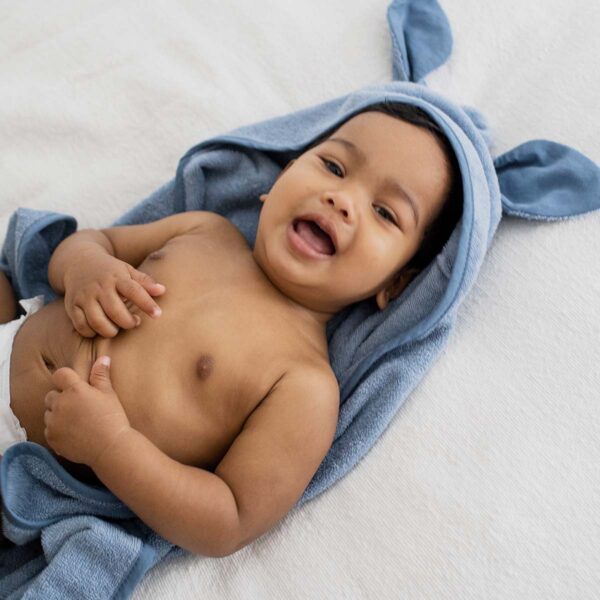 BIBS baby badeslag i petrol – blødt, trygt og lækkert for de mindste