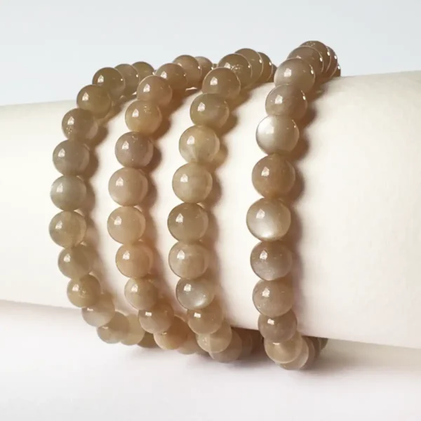 Fersken Månesten krystal armbånd – feminin ro og styrkende energi