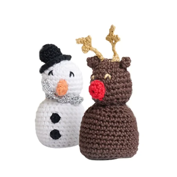 Hækleopskrift julepynt og julelandskab rudolf og snemand