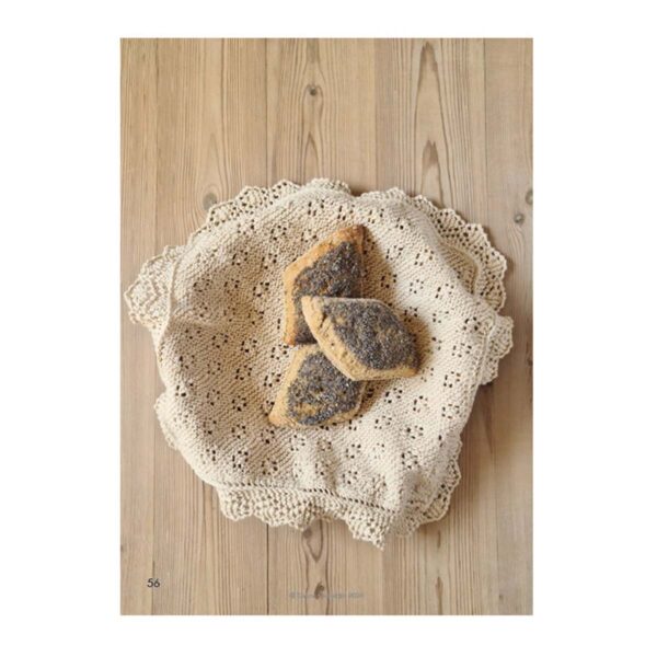 Strikkebog Retstrikkede hulmønstre af Karen Klarbæk og Vibeke Faurholt Jensen - En strikkebog for alle der elsker enkel strik