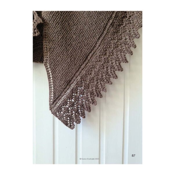 Strikkebog Retstrikkede hulmønstre af Karen Klarbæk og Vibeke Faurholt Jensen - En strikkebog for alle der elsker enkel strik