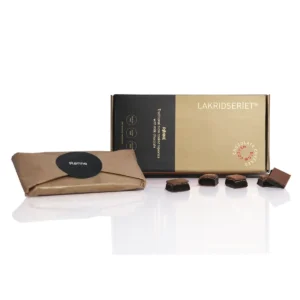 Rønne håndlavet slowcooked lakridsplade med flødechokolade – intens smag i Lakridseriet æske