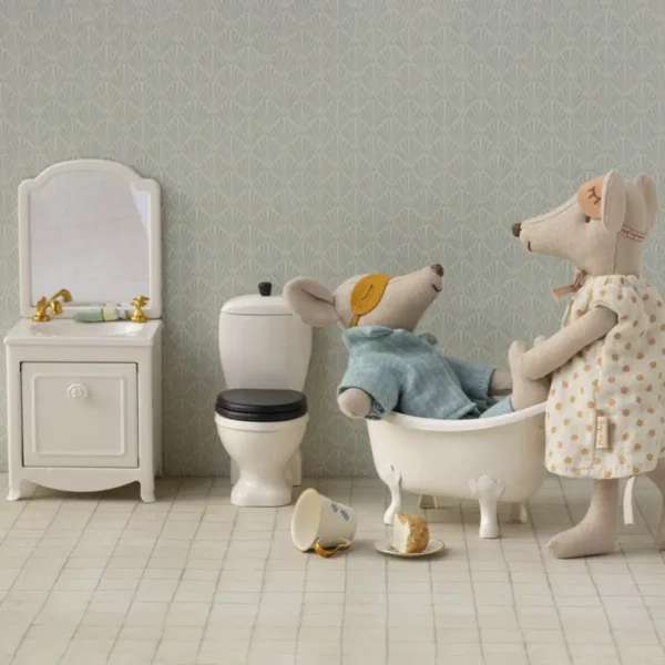 Maileg dukkehus tilbehør håndvask og spejl til badeværelse off white